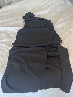 Elegant One-Shoulder Black Evening Dress